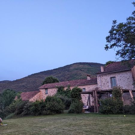 Le Moulin D'Arcas. Bed & Breakfast Premian Exterior photo