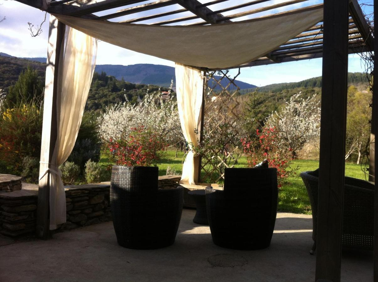 Le Moulin D'Arcas. Bed & Breakfast Premian Exterior photo