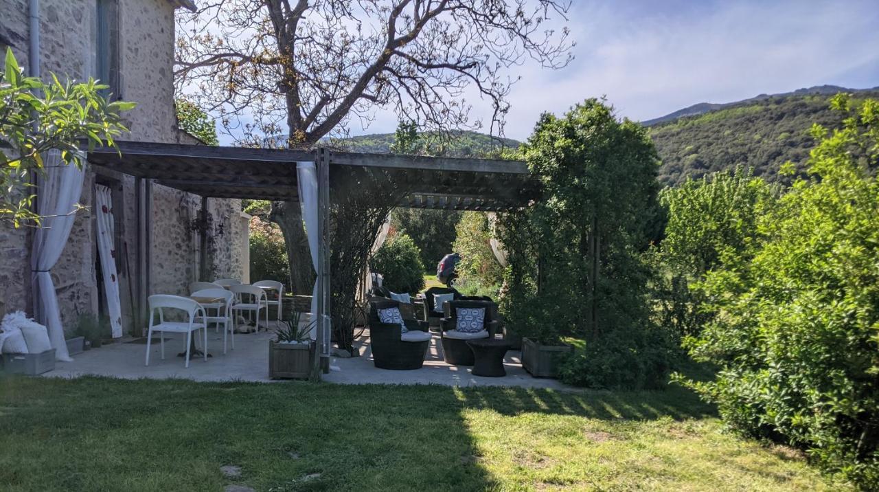 Le Moulin D'Arcas. Bed & Breakfast Premian Exterior photo