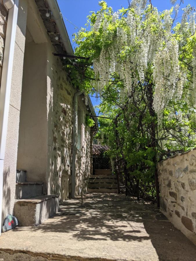 Le Moulin D'Arcas. Bed & Breakfast Premian Exterior photo